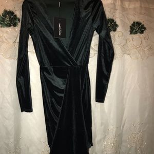 Emerald Green Pretty Little Thing Velvet Drape